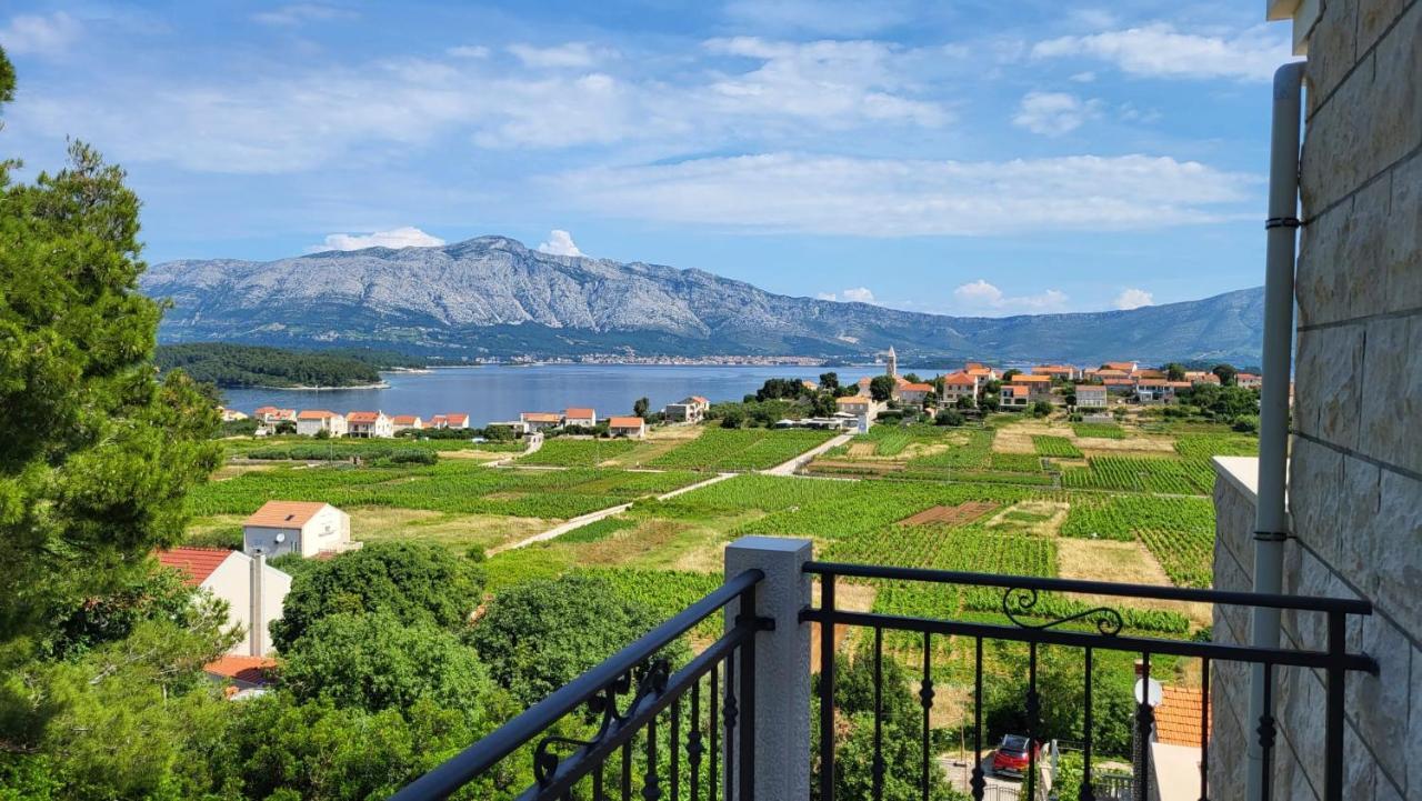 Villa Apartments Mate Cebalo Лумбарда Экстерьер фото