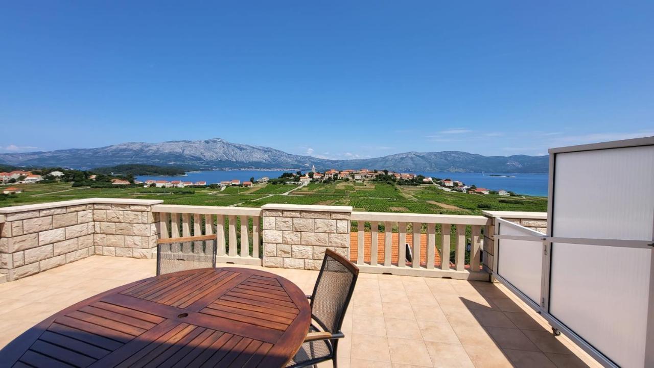 Villa Apartments Mate Cebalo Лумбарда Экстерьер фото
